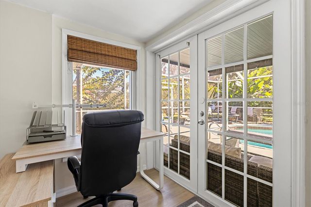 214 GAINES AVENUE, Sarasota, FL 34243