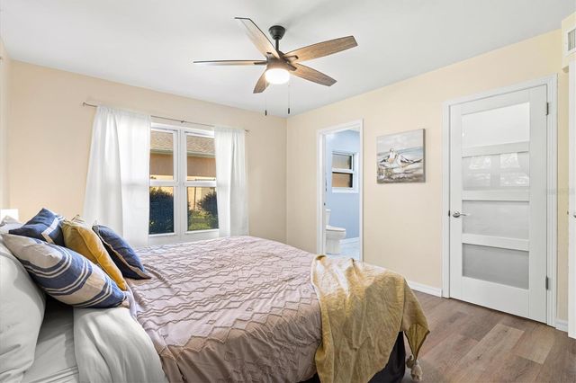 214 GAINES AVENUE, Sarasota, FL 34243