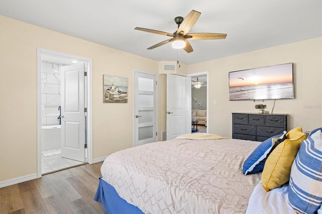 214 GAINES AVENUE, Sarasota, FL 34243