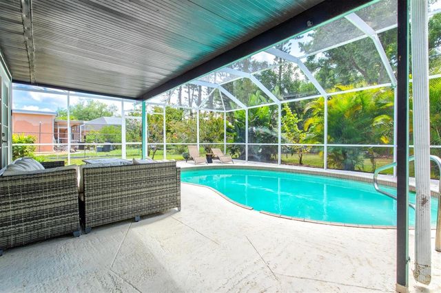 214 GAINES AVENUE, Sarasota, FL 34243