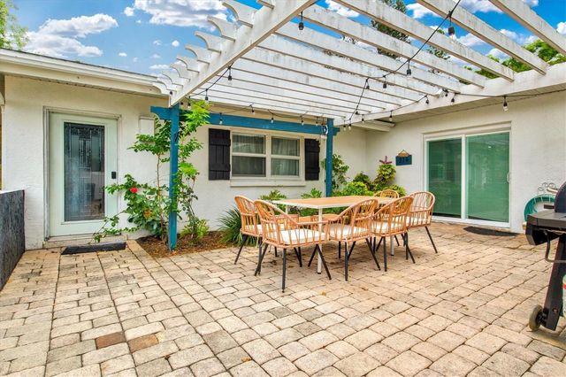 214 GAINES AVENUE, Sarasota, FL 34243