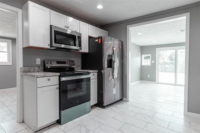 3537 Greinwich Boulevard, Lake Charles, LA 70607