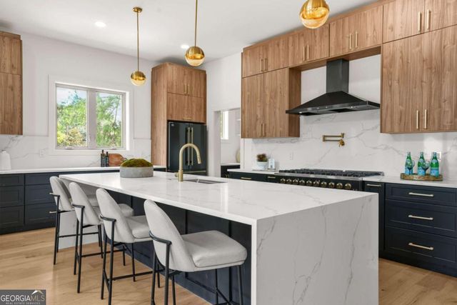 2047 Drew Valley Road NE, Atlanta, GA 30319
