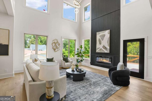 2047 Drew Valley Road NE, Atlanta, GA 30319