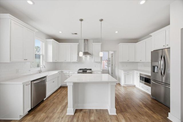 4619 Scout Alley, North Charleston, SC 29405