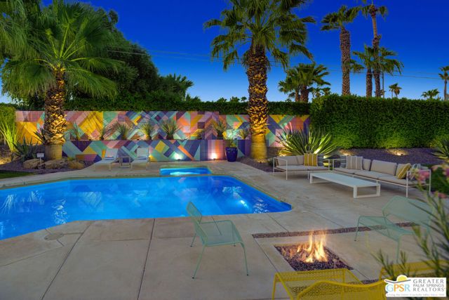 406 E Desert Holly Circle, Palm Springs, CA 92262