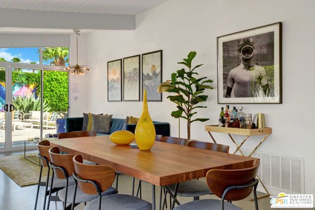 406 E Desert Holly Circle, Palm Springs, CA 92262