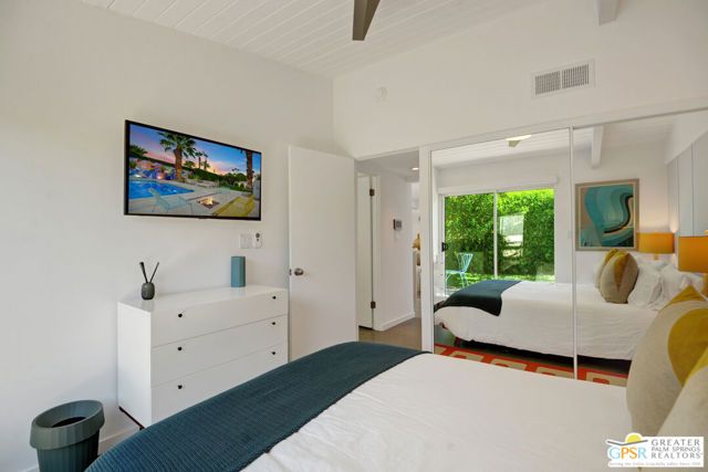 406 E Desert Holly Circle, Palm Springs, CA 92262