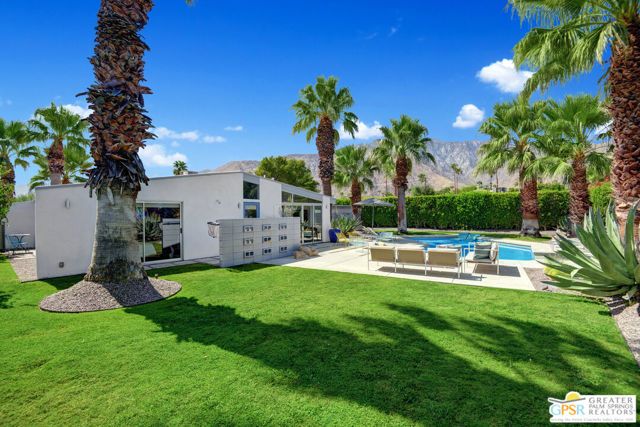 406 E Desert Holly Circle, Palm Springs, CA 92262