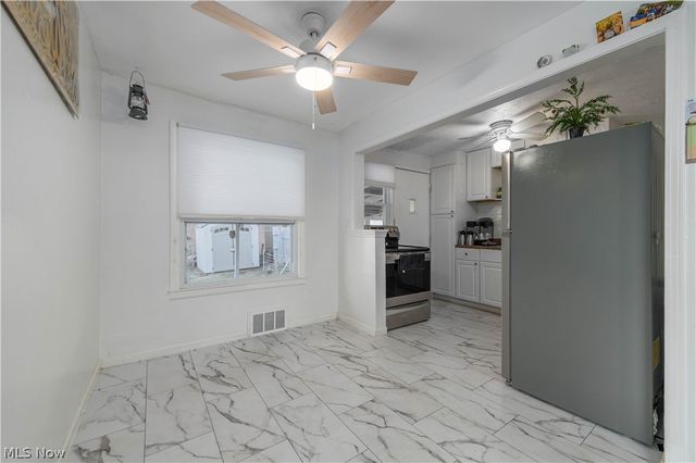 14101 Rainbow Avenue, Cleveland, OH 44111