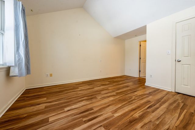 8 Oak Glen N, Yarmouth, MA 02675