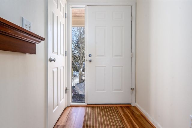 8 Oak Glen N, Yarmouth, MA 02675