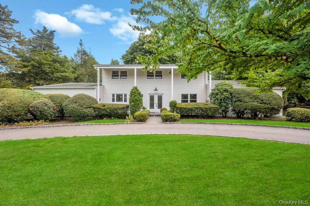 4 Cosgrove Drive, Glen Cove, NY 11542