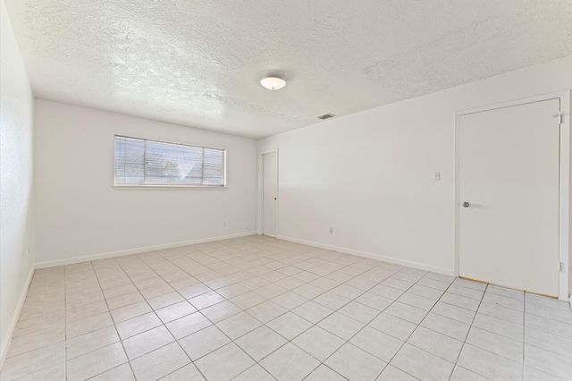 711 Whippoorwill Drive, Missouri City, TX 77489