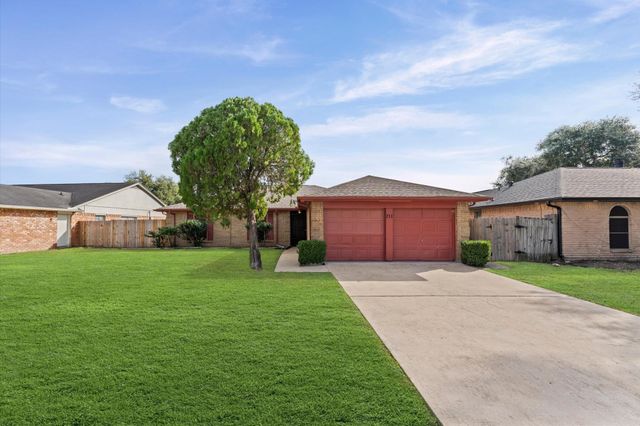 711 Whippoorwill Drive, Missouri City, TX 77489