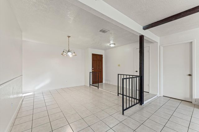 711 Whippoorwill Drive, Missouri City, TX 77489