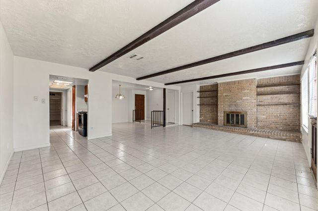 711 Whippoorwill Drive, Missouri City, TX 77489