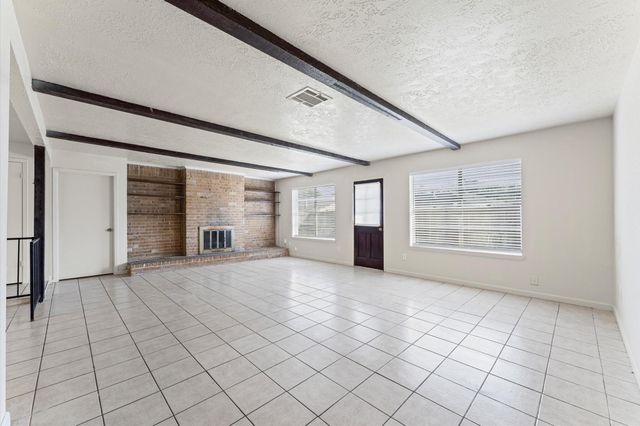 711 Whippoorwill Drive, Missouri City, TX 77489