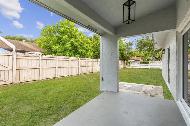 6993 NW 29TH Way, Fort Lauderdale, FL 33309