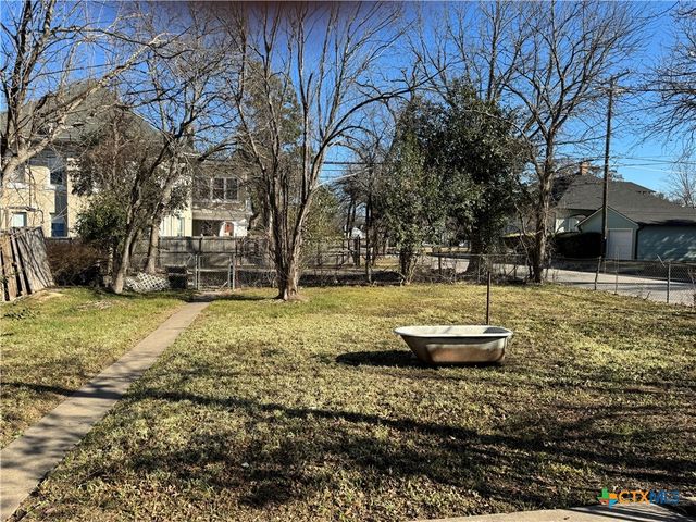 803 N 13th Street, Temple, TX 76501