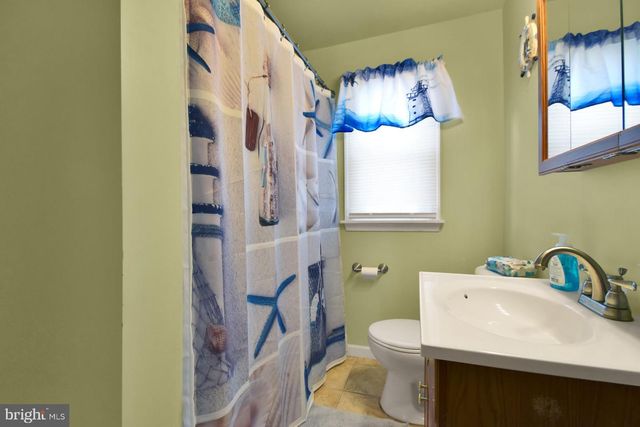 408 PENN ST S, Shippensburg, PA 17257