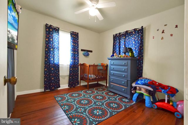 408 PENN ST S, Shippensburg, PA 17257