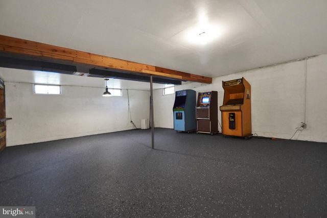408 PENN ST S, Shippensburg, PA 17257
