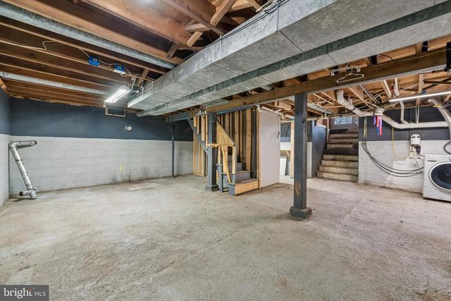 424 WALTHER RD, Newark, DE 19702