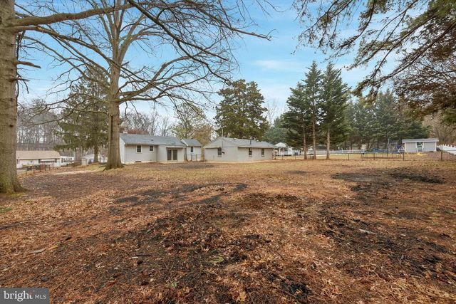 424 WALTHER RD, Newark, DE 19702