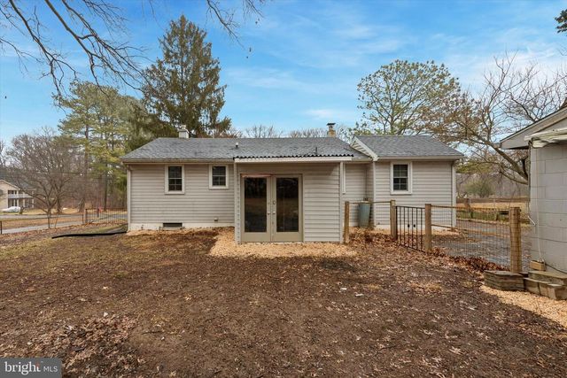 424 WALTHER RD, Newark, DE 19702