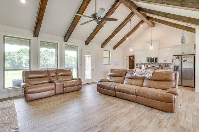 4000 Crick Court Court, Weatherford, TX 76087