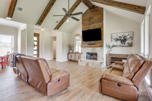 4000 Crick Court Court, Weatherford, TX 76087