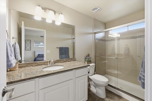 6831 S Blackwing Ct, Spokane, WA 99224