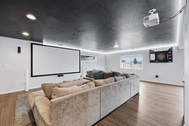 6831 S Blackwing Ct, Spokane, WA 99224