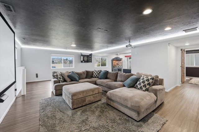 6831 S Blackwing Ct, Spokane, WA 99224