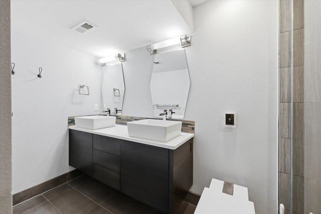 6831 S Blackwing Ct, Spokane, WA 99224