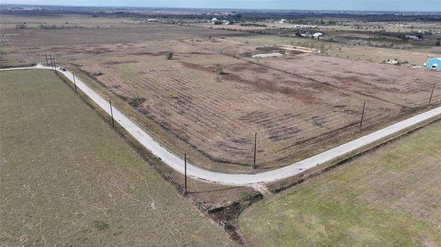 1887 Pyka Road, Sealy, TX 77474