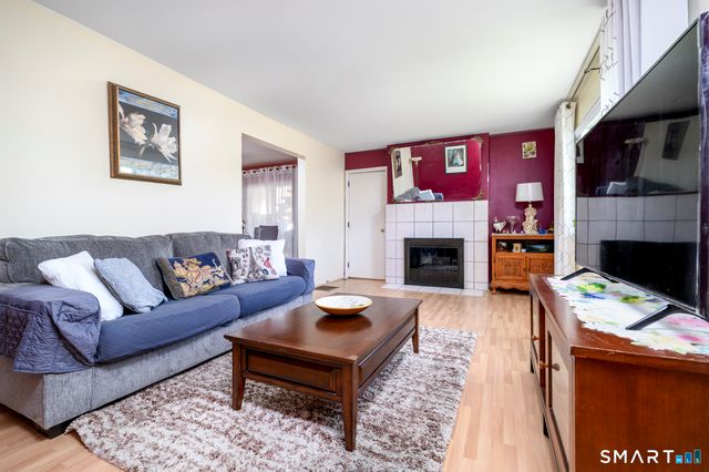 2 Washington Court 6, Stamford, CT 06902