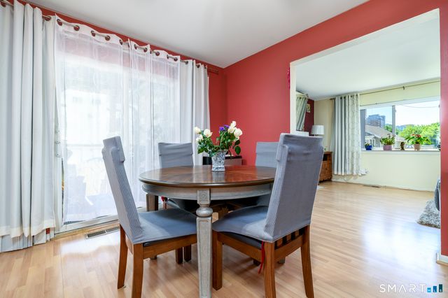 2 Washington Court 6, Stamford, CT 06902