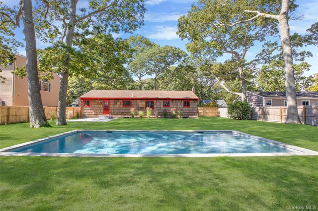 91 Circuit Road, Bellport Village, NY 11713