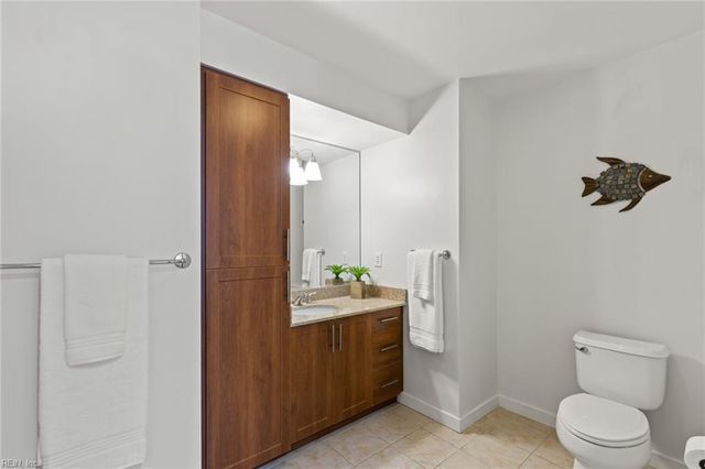3738 Sandpiper Rd # 314B, Virginia Beach, VA 23456