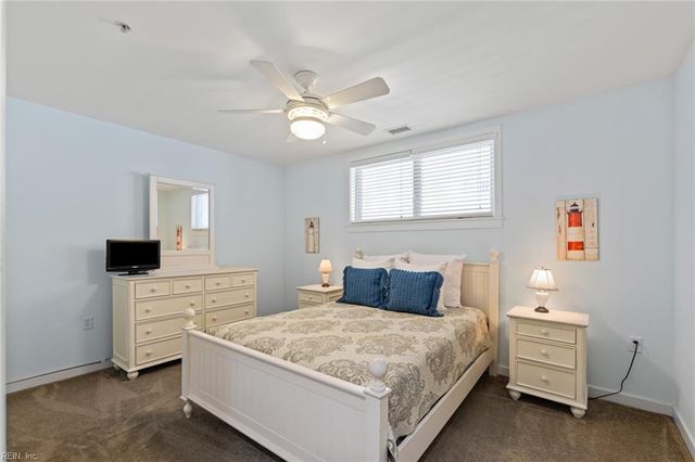 3738 Sandpiper Rd # 314B, Virginia Beach, VA 23456
