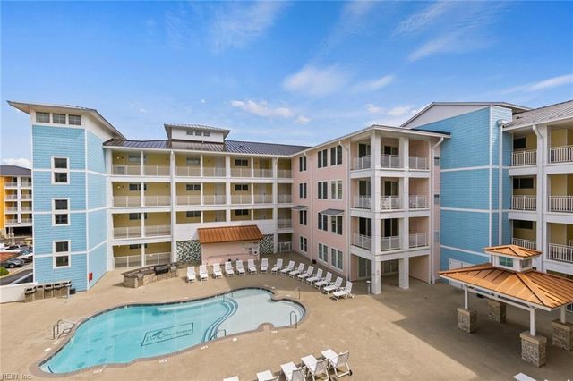 3738 Sandpiper Rd # 314B, Virginia Beach, VA 23456