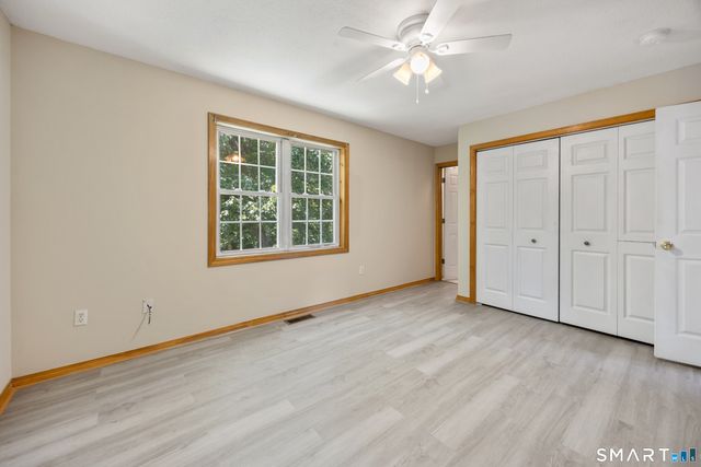 8 Plank Road, Prospect, CT 06712