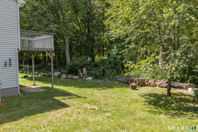 8 Plank Road, Prospect, CT 06712