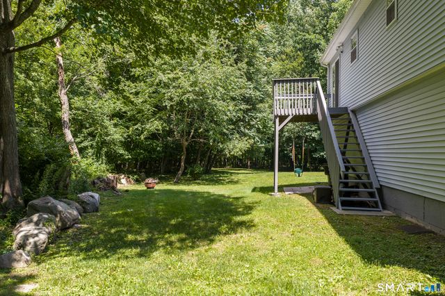 8 Plank Road, Prospect, CT 06712