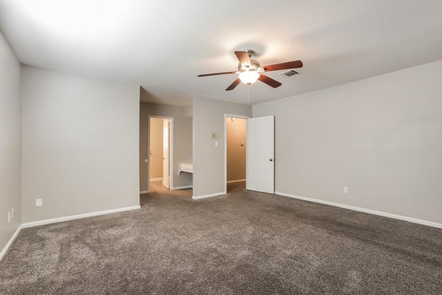 17415 Rustic Pine Trail, Houston, TX 77090