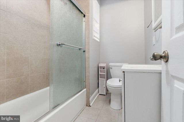 2907 MCELDERRY ST, Baltimore, MD 21205