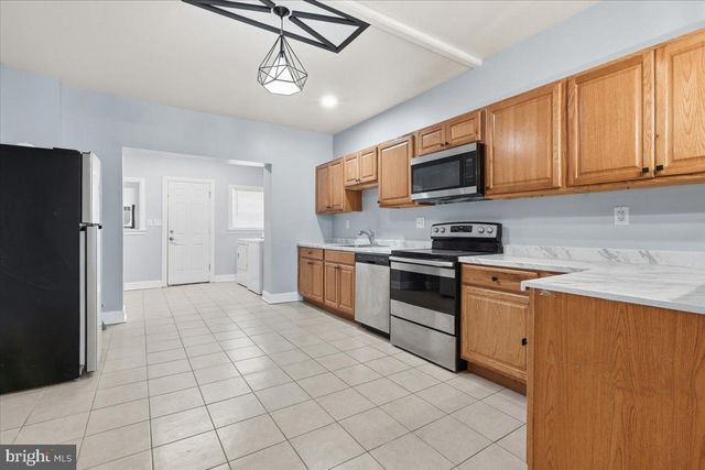 2907 MCELDERRY ST, Baltimore, MD 21205