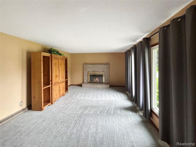 321 N Maple Avenue, Gaylord, MI 49735